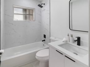 104 SE 10th Ave, Pompano Beach FL 33060