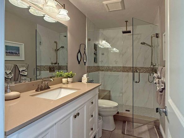 7810 NW 87th Ave, Tamarac FL 33321