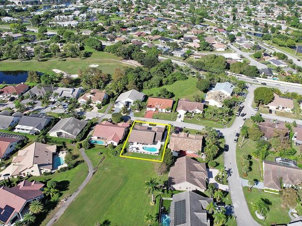 7810 NW 87th Ave, Tamarac FL 33321