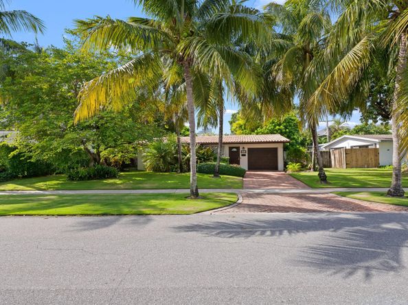 1001 NE 2nd Ter, Boca Raton FL 33432