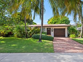 1001 NE 2nd Ter, Boca Raton FL 33432