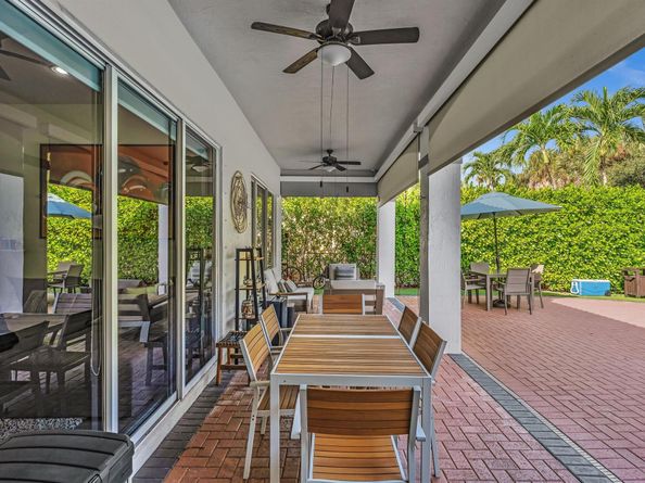 1089 SW 159th Ter, Pembroke Pines FL 33027