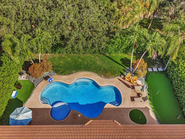 1089 SW 159th Ter, Pembroke Pines FL 33027