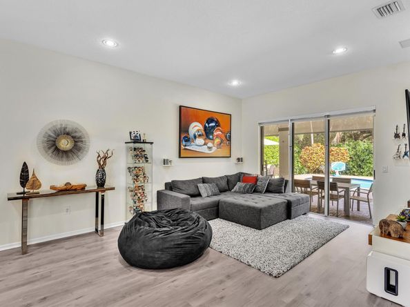 1089 SW 159th Ter, Pembroke Pines FL 33027