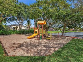 1089 SW 159th Ter, Pembroke Pines FL 33027