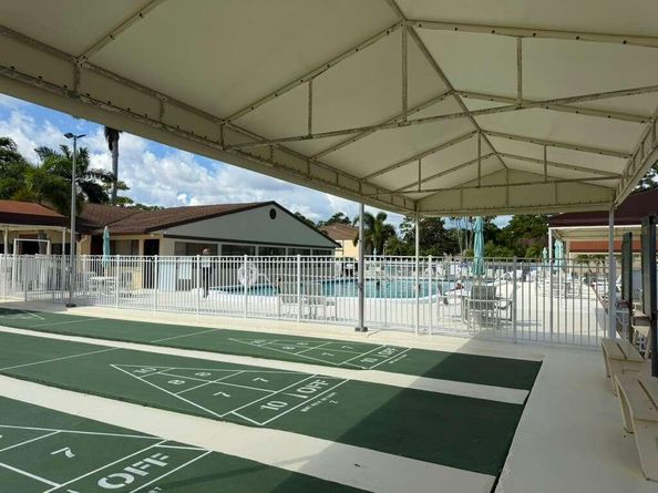 213 Pine Hov Circle D2, Greenacres FL 33463