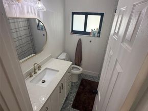 9431 NW 18TH St, Pembroke Pines FL 33024