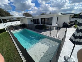 9431 NW 18TH St, Pembroke Pines FL 33024