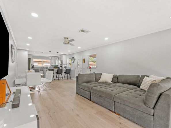 703 Whippoorwill Lane, Delray Beach FL 33445