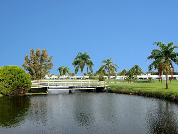 811 SW 18th Court, Boynton Beach FL 33426