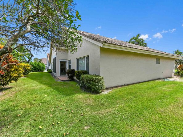 7351 Sterling Falls Lane W, Boynton Beach FL 33437