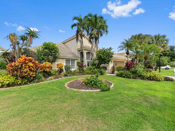 7351 Sterling Falls Lane W, Boynton Beach FL 33437