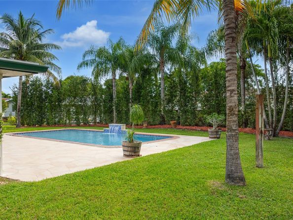 11862 NW 25th Ct, Coral Springs FL 33065