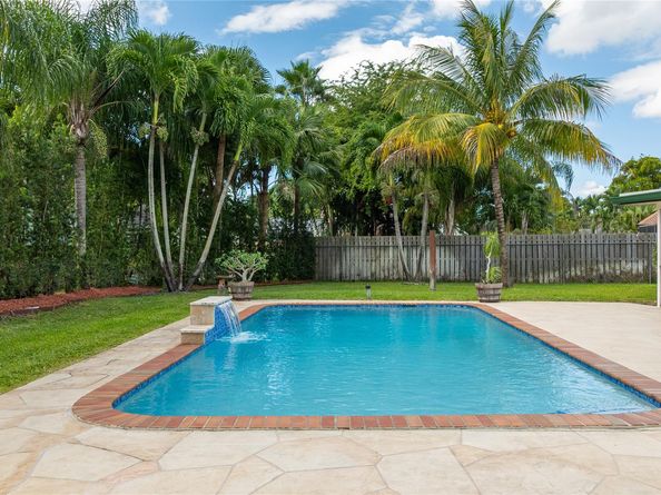 11862 NW 25th Ct, Coral Springs FL 33065