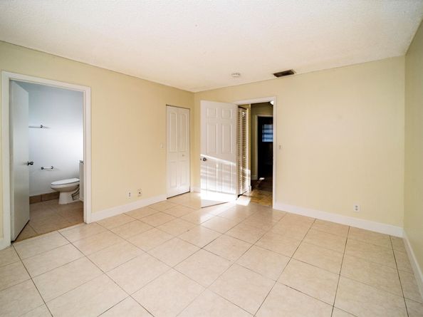 3600 NW 116th Ter, Coral Springs FL 33065