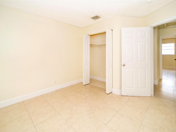 3600 NW 116th Ter, Coral Springs FL 33065