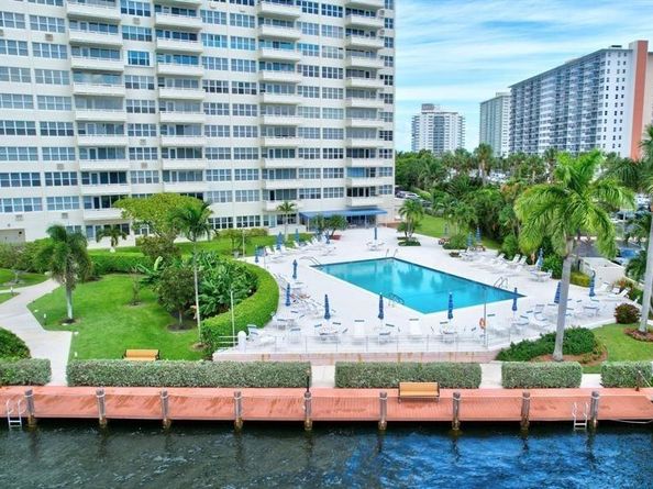 3200 NE 36th St 1102, Fort Lauderdale FL 33308