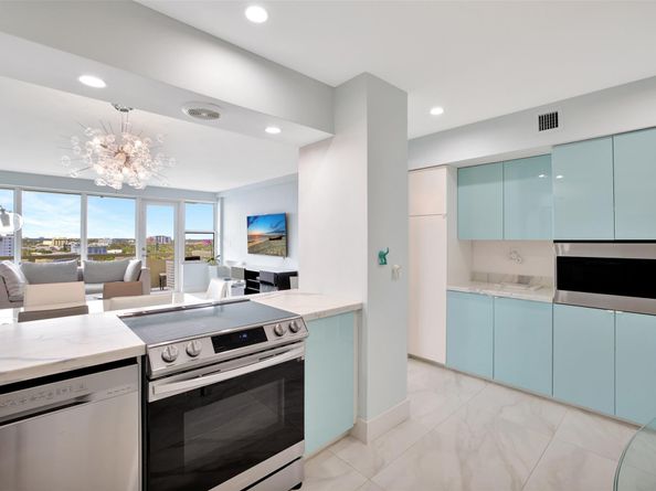 3200 NE 36th St 1102, Fort Lauderdale FL 33308