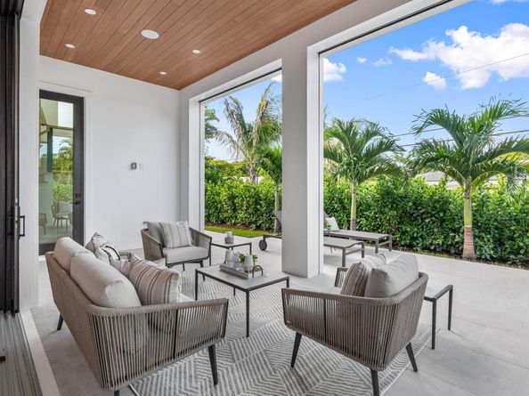 2609 NE 27 Way, Fort Lauderdale FL 33306