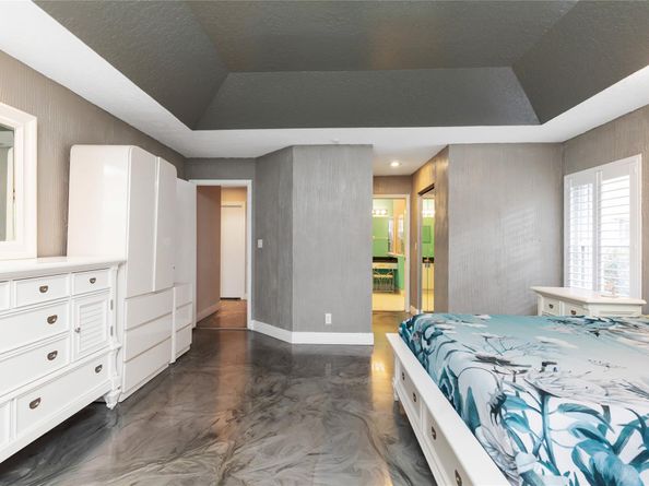 1400 NW 102nd Dr, Coral Springs FL 33071