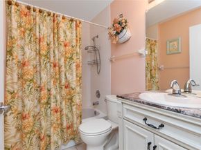 1400 NW 102nd Dr, Coral Springs FL 33071