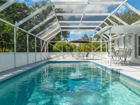 1400 NW 102nd Dr, Coral Springs FL 33071