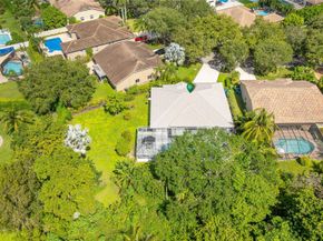 1400 NW 102nd Dr, Coral Springs FL 33071