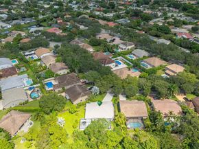 1400 NW 102nd Dr, Coral Springs FL 33071