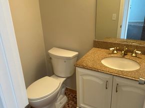 193 Chatham J, West Palm Beach FL 33417