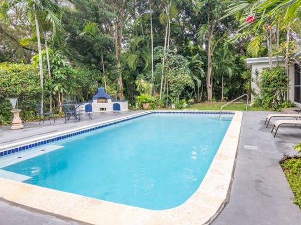 54 NE 103rd St, Miami Shores FL 33138