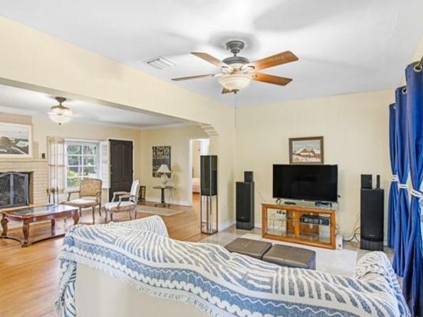 54 NE 103rd St, Miami Shores FL 33138