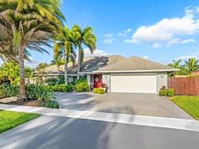2063 Amesbury Circle, Wellington FL 33414