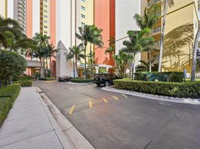 2640 Lake Shore Drive 1810, Riviera Beach FL 33404