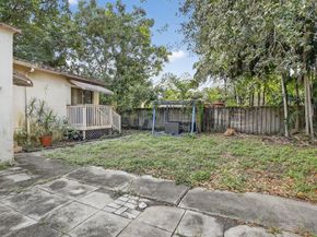 2619 Arthur St, Hollywood FL 33020