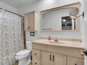 24 Castle Harbor Is, Fort Lauderdale FL 33308