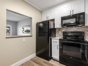 500 Village Green Circle W 205, Palm Springs FL 33461