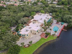 9481 Evergreen Pl 103, Davie FL 33324