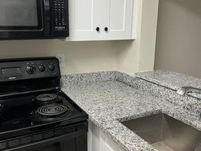 7027 W Sunrise Blvd 7027, Plantation FL 33313