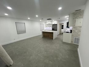 1436 NE 1st Ave, Fort Lauderdale FL 33304