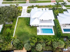 11823 Lake Shore Place, Palm Beach Gardens FL 33408