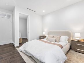 11823 Lake Shore Place, Palm Beach Gardens FL 33408