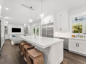 11823 Lake Shore Place, Palm Beach Gardens FL 33408