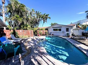 758 NE 13th Ct 1, Fort Lauderdale FL 33304