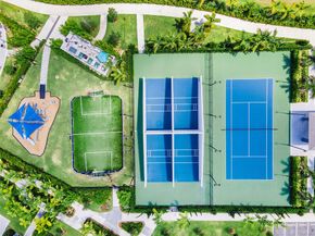 9585 Town Parc Cir N, Parkland FL 33076