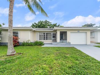 8604 NW 57th Ct