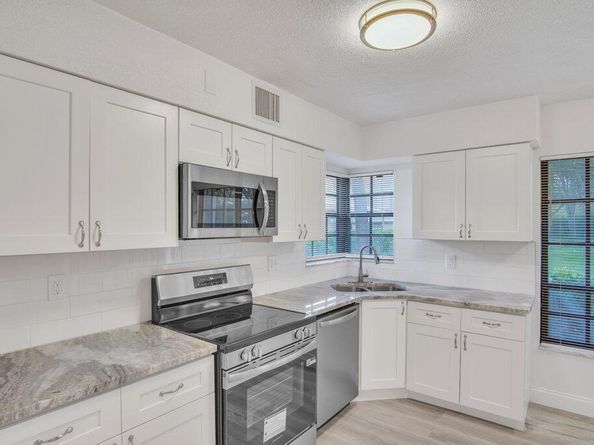 17388 Boca Club Boulevard 201, Boca Raton FL 33487