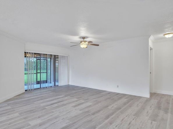 17388 Boca Club Boulevard 201, Boca Raton FL 33487