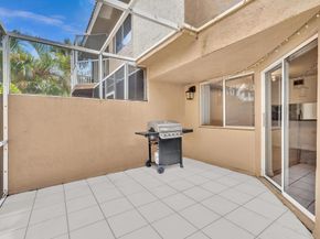 7903 NW 7th Ct, Plantation FL 33324