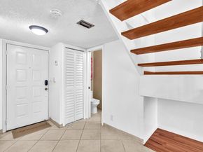 7903 NW 7th Ct, Plantation FL 33324