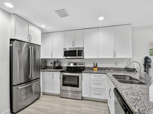 514 18th Street, West Palm Beach FL 33407